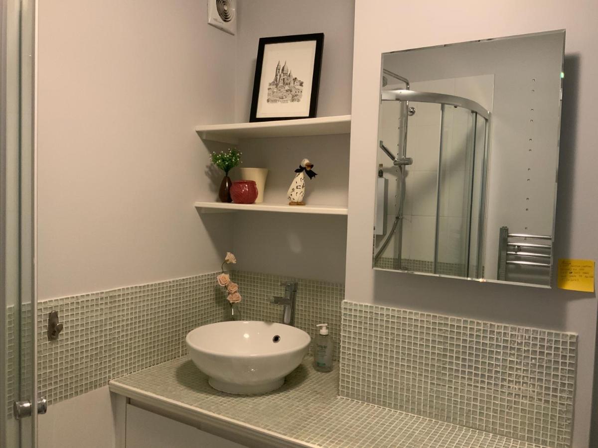 2 Bedroom Apartment Near Southfields Лондон Екстериор снимка